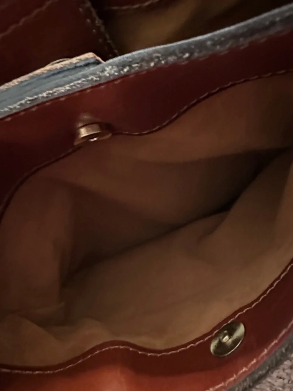 Patricia Nash Caletta Hobo Crossbody Bag - Cognac Leather